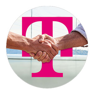 Handshake vor Magentafarbenem Telekom-T