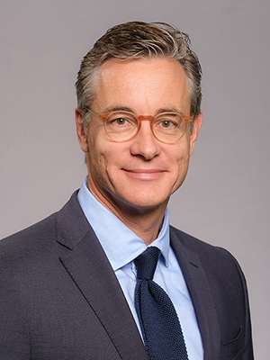 Operational Services Referent Dr. Ulrich Müller.