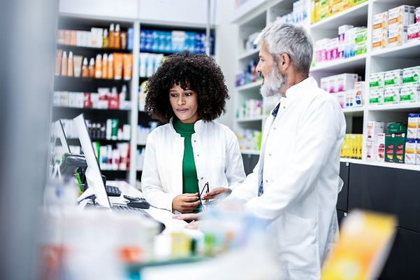 Colleagues in the pharmacy find out about the Business Premium Access connection.