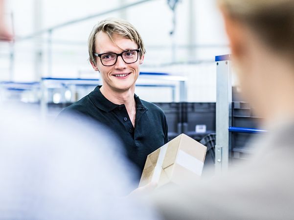 Ein Team der Telekom berät den Kunden, um das volle KI-Potential auszuschöpfen.