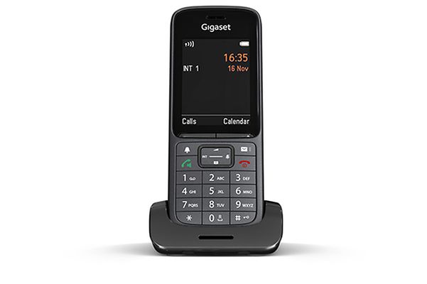 Gigaset-SL800H vor weißem Hintergrund