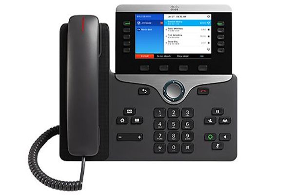 Cisco-8841 vor weißem Hintergrund