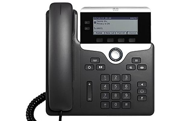 Cisco-7821 vor weißem Hintergrund